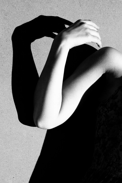 Photography titled "Sans titre #149" by Marguerite Bornhauser, Original Artwork, Digital Photography Mounted on Aluminium