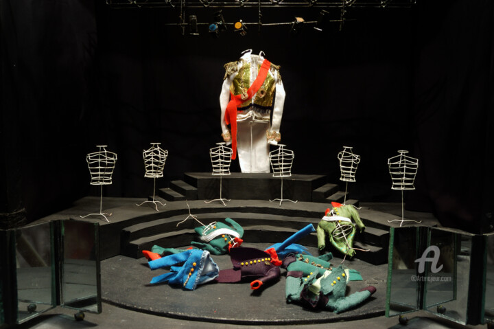Scenography for the performance "The Government Inspector" Sculpture, 39.4x47.2 in