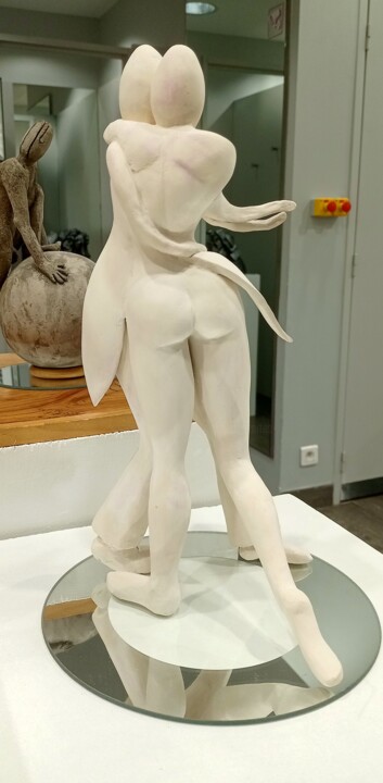 Sculpture titled "Tango" by Nadine Trescartes (fildefériste), Original Artwork, Ceramics