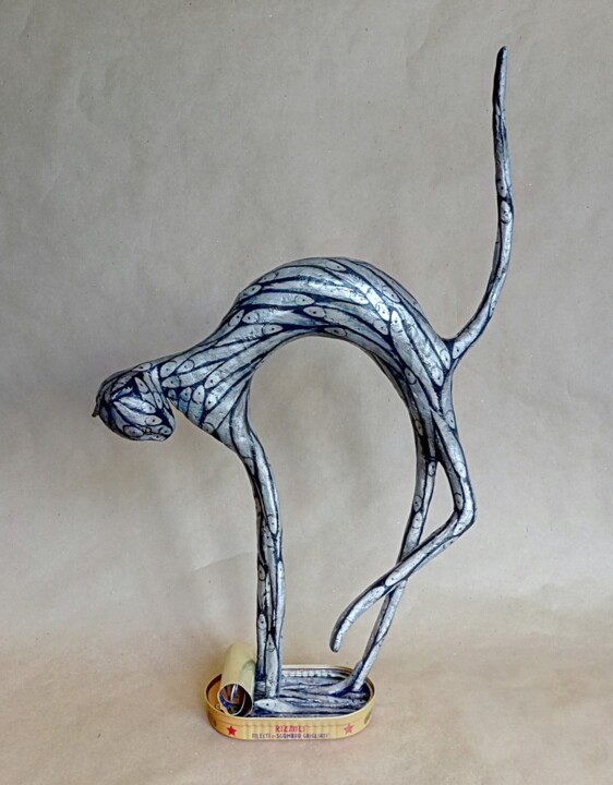 Γλυπτική με τίτλο "Thin cat in fish can" από Ariadne Dombrovszki, Αυθεντικά έργα τέχνης, Ύφασμα