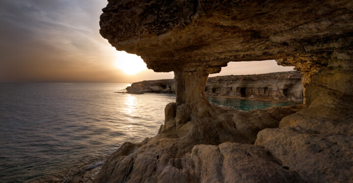 Sea Caves 绘画, 37.4x70.9 in