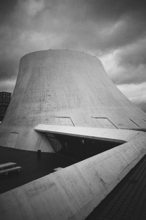 Fotografia intitolato "Le Volcan #2" da Antoine Leven, Opera d'arte originale, fotografia a pellicola