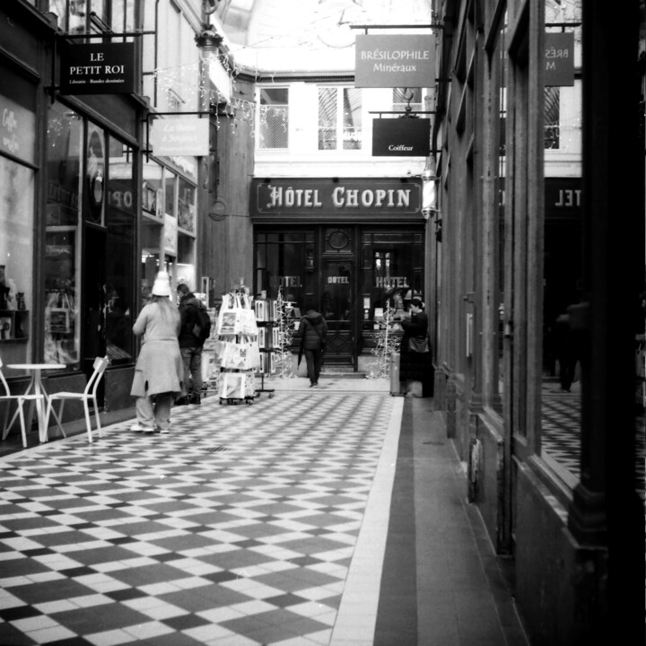 Fotografie getiteld "Passage du Jouffroy…" door Cedric Boichu, Origineel Kunstwerk, Digitale fotografie
