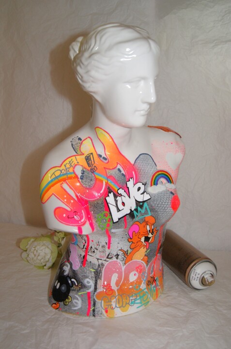 Heykel,  16,5x9,5 in 