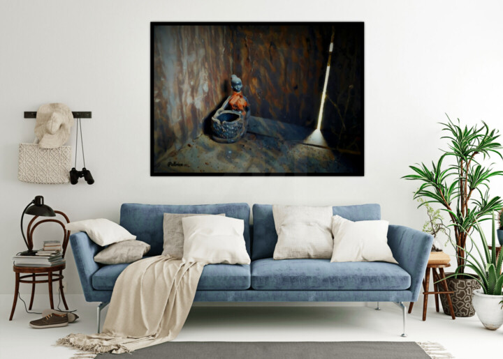 Работа представлена ​​в рамке