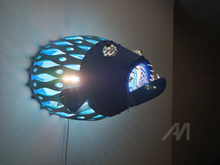 Sculpture titled "Lamp-fish" by Hakaro, Original Artwork, Wood