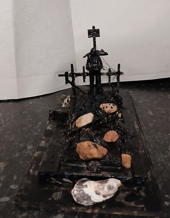 ""THE BROKEN FENCE"" başlıklı Heykel Joseph Urie tarafından, Orijinal sanat, Terracotta