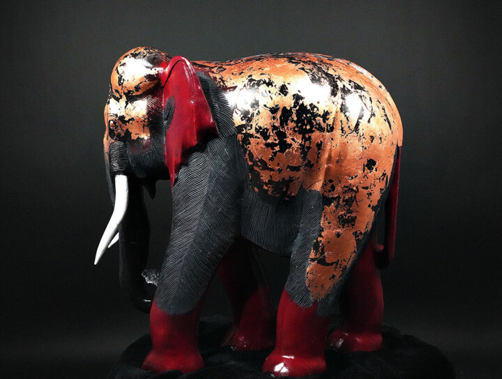 雕塑 标题为“Boss Elephant” 由Theo Mackaay, 原创艺术品, 木