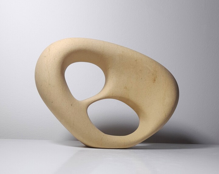 Escultura intitulada "Doppio no. 9" por Clark Camilleri, Obras de arte originais, Pedra