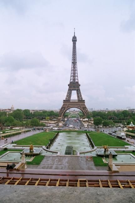 Photography titled "Eiffel Tower" by Tejbir Sandhu, Original Artwork