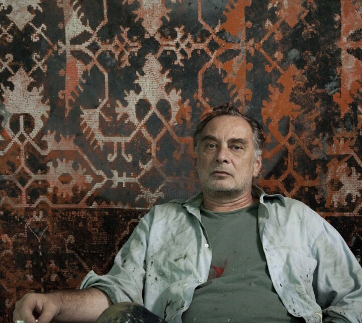 Rudolf Stingel: Master of Texture, Space, and Audience Engagement in Contemporary Art