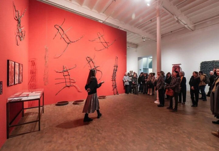 Must-See Exhibit of the Season: Marta Palau: Mis caminos son terrestres at Museu Tàpies
