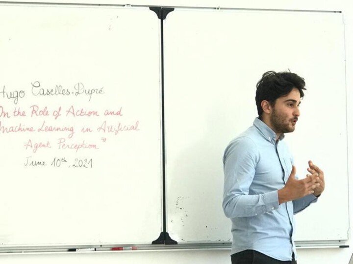 Tartışma: Sanat yapay zekaya mı uyum sağlamalı, yapay zeka mı sanata uyum sağlamalı?