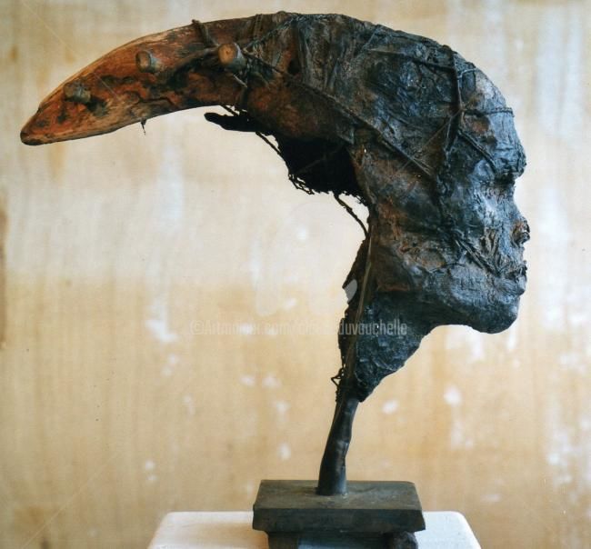 Sculpture titled "PAK" by Claude Duvauchelle, Original Artwork, Mixed Media