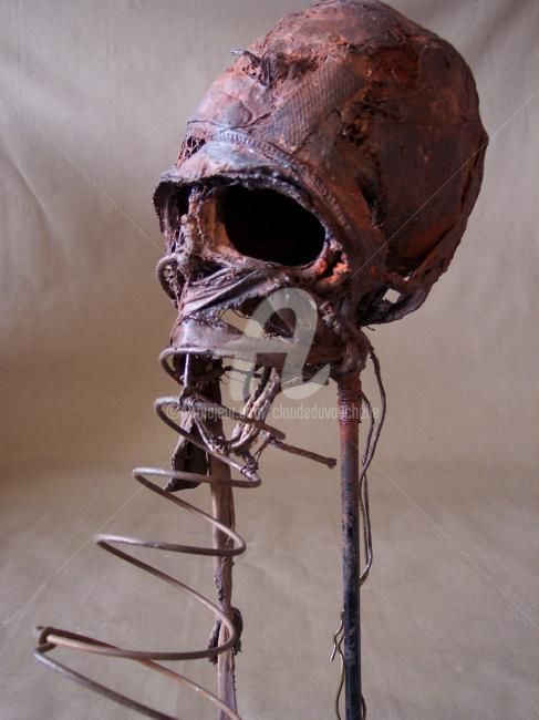 Sculpture titled "MEO" by Claude Duvauchelle, Original Artwork, Mixed Media
