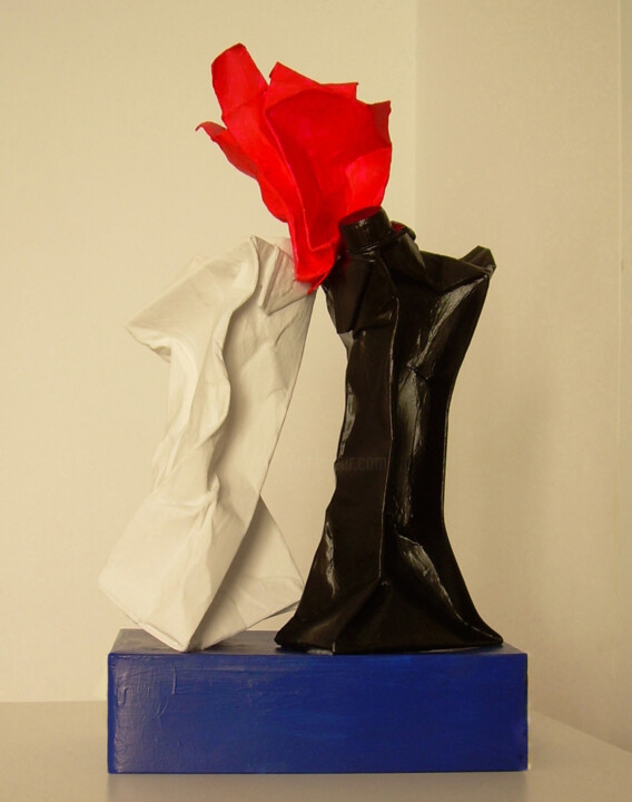 Sculpture titled "THE FAMILY - Not…" by Luccia Lignan, Original Artwork, Wood
