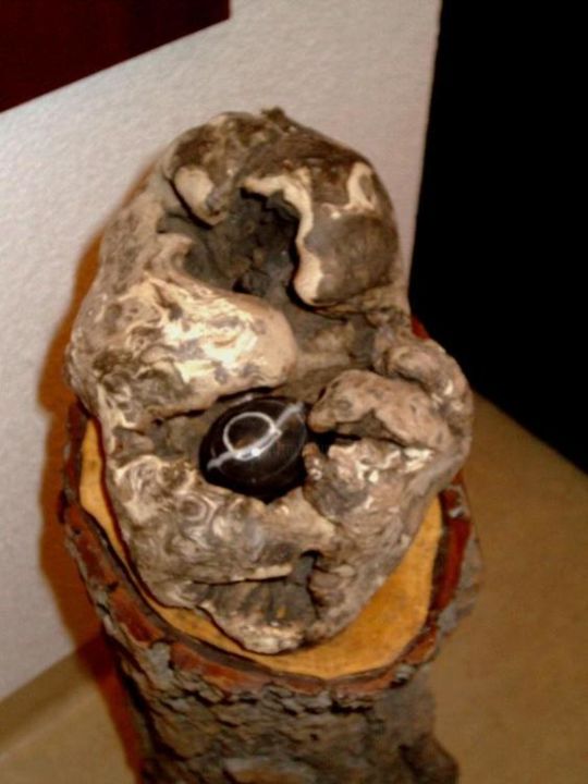 Sculpture titled "Ölelés" by Sandor Homolai, Original Artwork