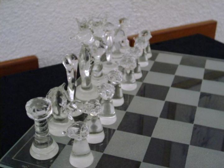 Sculpture titled "Sakk" by Sandor Homolai, Original Artwork