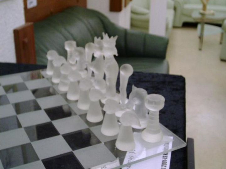 Sculpture titled "sakk_matt" by Sandor Homolai, Original Artwork