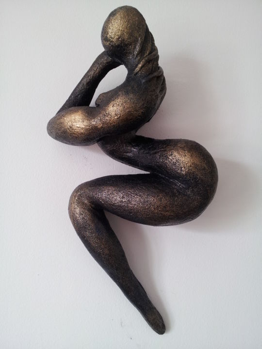 Transformation 雕塑, 6.3x3.5 in