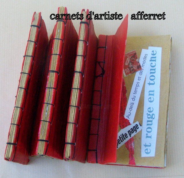 Sculpture intitulée "petits carnets roug…" par Anne-Frédérique Ferret, Œuvre d'art originale, Autre