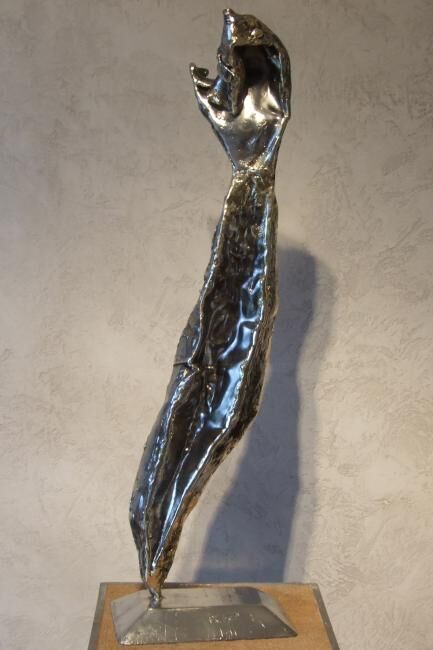 Sculpture titled "Vers l'inaccessible" by Philippe Fautrez, Original Artwork