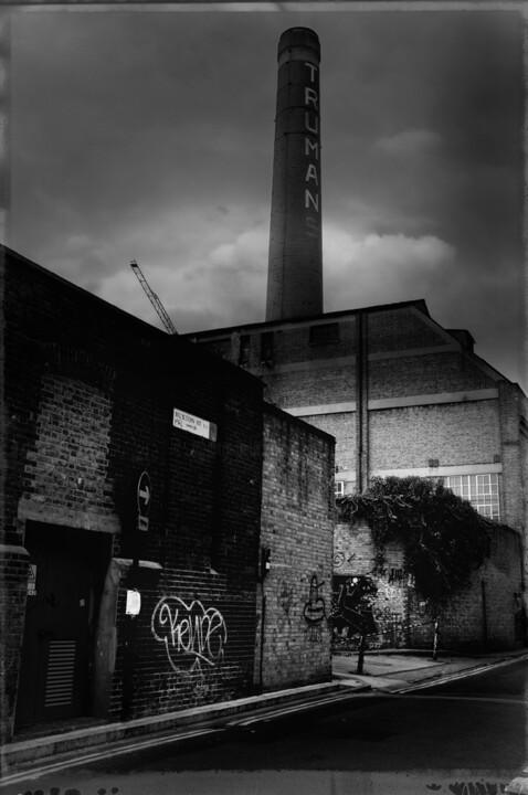 Truman, Usine à Londres, noir&blanc, rue de Londres 摄影