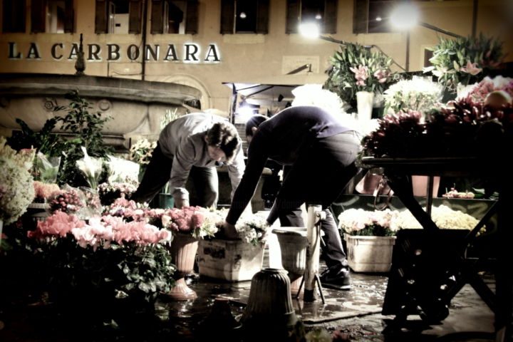 Fotografia intitolato "Night colours" da Dana Tomsa Oberhoffer, Opera d'arte originale