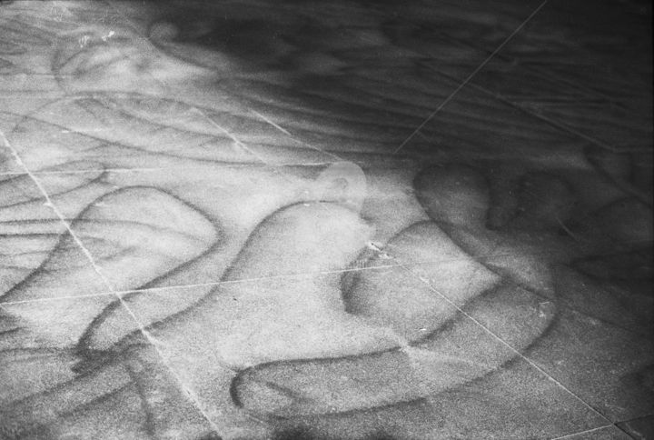 Photography titled "h-095.jpg" by Echo He, Original Artwork