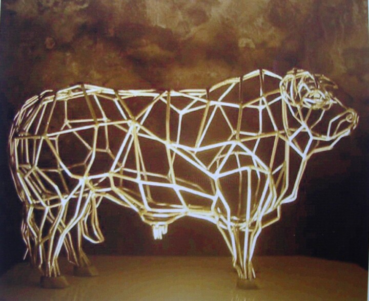 SCULPTURE CONTEMPORAINE "TAUREAU METAL SOUDE" 雕塑, 16.9x28 in