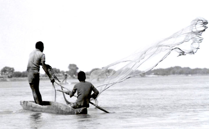 Photographie intitulée "scène de pêche sur…" par Claude Guillemet, Œuvre d'art originale, Photographie non manipulée