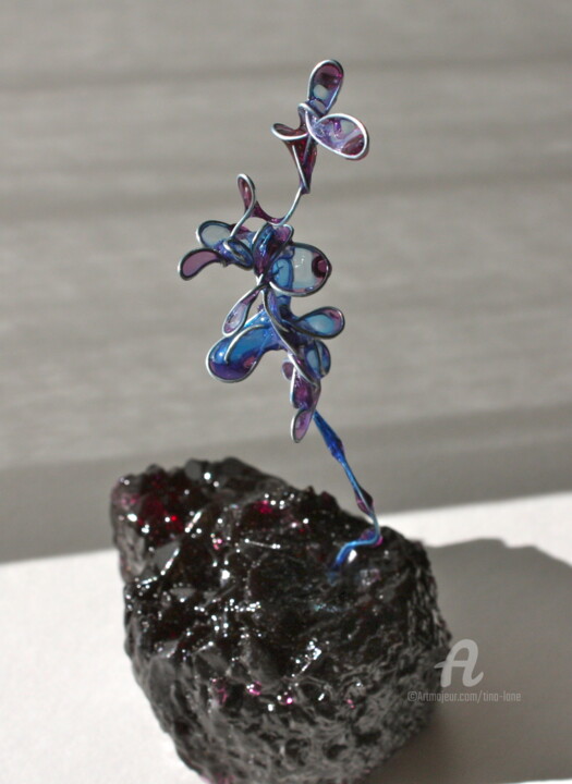 Purple Blue Dancing Too 雕塑, 2x1.2 in