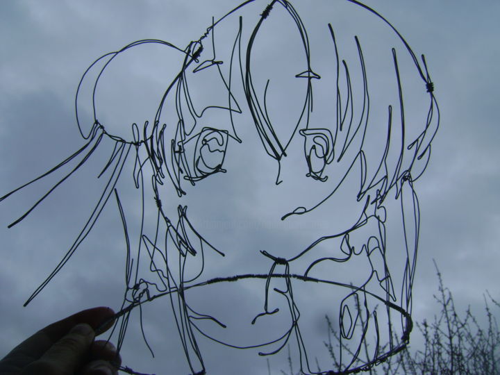 Trombine manga N° 2 雕塑, 9.1x9.8 in