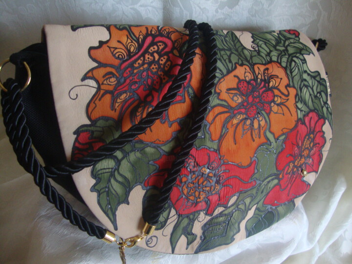COCCINELLA women purse 设计, 7.9x11.8 in