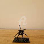 Scultura intitolato "Mosquito" da Krisline, Opera d'arte originale, Metalli
