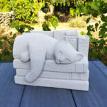 Sculpture titled "Sur la bibliothèque" by Brigitte Dumont, Original Artwork, Concrete