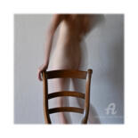 Photographie intitulée "La chaise" par Alliet-Delacroix, Œuvre d'art originale, Photographie numérique Monté sur Autre panne…