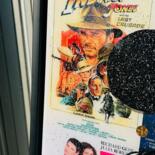 Die Arbeit wird gerahmt präsentiert