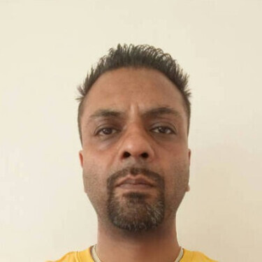 Harnish Surendra Patel : 世界的诗歌以色彩呈现